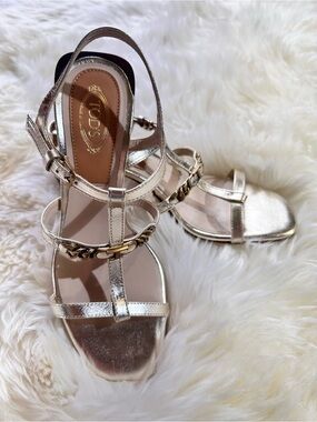 TOD'S T-Chain leather sandals Size 37